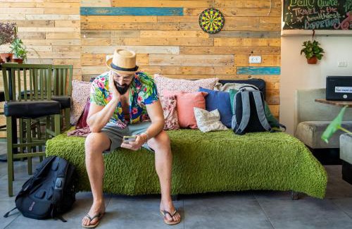 Jaffa Hostel | Jungle Jaffa Hostel Age 18 to 45