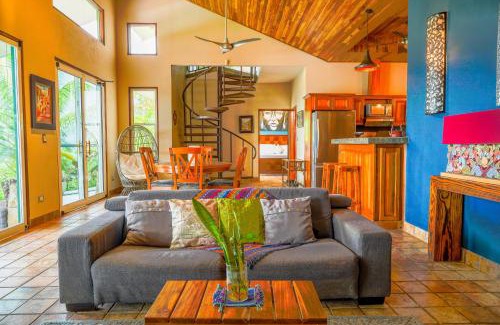 Quepos House | Jungle Jewel