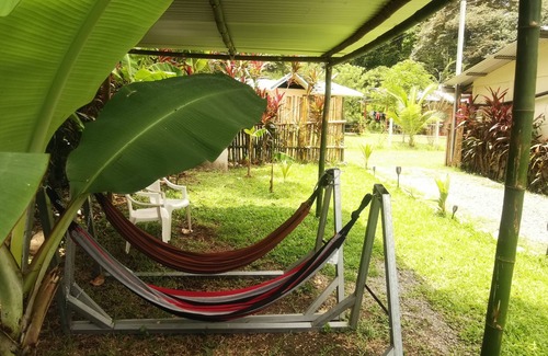 Cahuita House | Just 4 minutes from the beach and Cahuita National Park! Family home.
