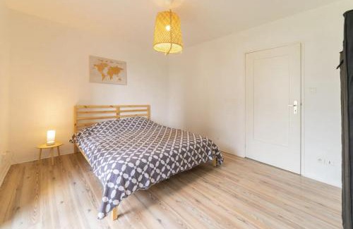 Mulhouse Apartment | JUST FOR YOU - Balcon - Parking - Calme- Fibre - RELAX BNB