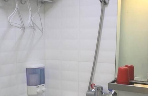 Jordan House | K&B Hostel