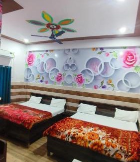 Vrindavan House | K D Dham Hotel - Near Prem Mandir & Iskcon Temple