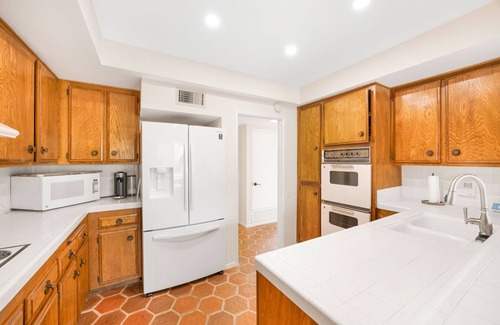 Araby Commons Condo | K0239 - 2/2 ground level condo with large private foyer- Christopher Kennedy Des