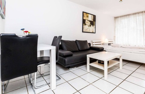 Junkersdorf Apartment | K71 Apartment Cologne in Cologne Junkersdorf with 2 bedrooms, balcony and free W-LAN