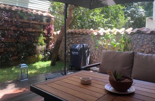 Kaleici Villa | KALEİÇİ MÜSTAKİL BAHÇELİ MÜTHİŞ ev