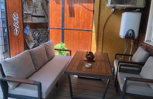 Kaleici Villa | KALEİÇİ MÜSTAKİL BAHÇELİ MÜTHİŞ ev