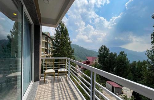 Murree Apartment | Kamboh La Cloud Hotel and Apartments