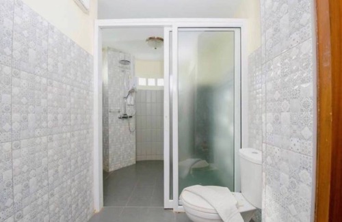 Na Chom Thian Bed & Breakfast | Karnie Cheer Pool Villa & Resort Pattaya