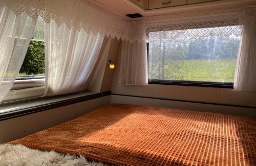 Valga Other | Karula Stay - Exclusive Camper Retreat by Lake Õdri