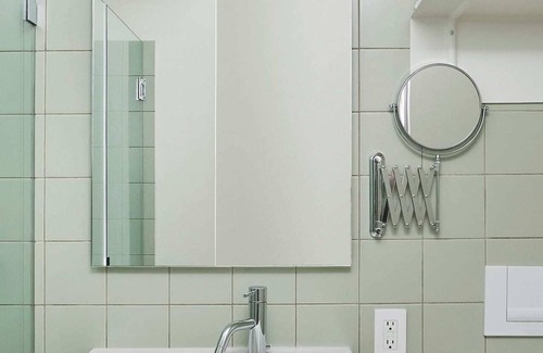 Bowery Hotel | Kasa Lantern LES | Stylish Space in NYC