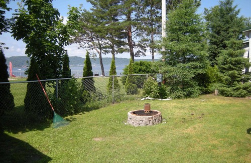Munising House | Kayakers Cove overlooks Munising Bay bike to town