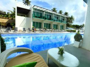 Chaweng City Center Hotel | KC Beach Club & Pool Villas