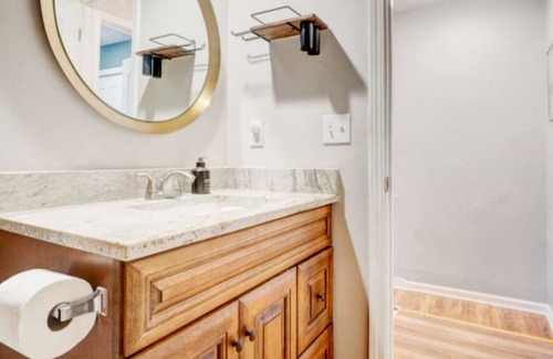 Shawnee Heights House | KContemporary Townhome