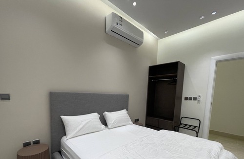 Riyadh Apartment | Kease Mughrizat C-1 Royal touch GZ57
