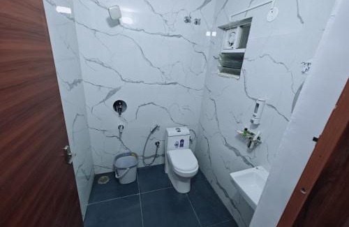 Chikkajala Hotel | Keerthis Comforts -Near Kempegowda international Airport Hotel