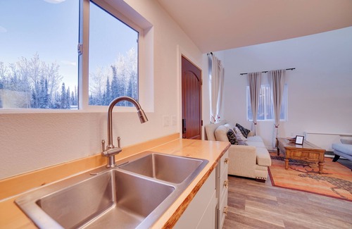 Sterling Cabin | Kenai River Retreat ~ 4 Mi to Morgan's Landing!