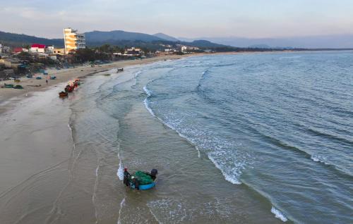 Song Cau Hotel | Kennal Beach