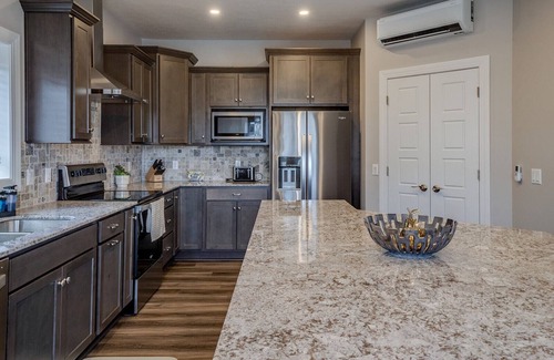 Penn Yan House | Keuka Lake view! Welcome to CASA DEL LAGO UNIT # 38