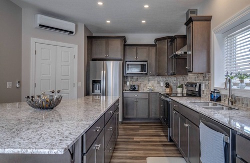 Penn Yan House | Keuka Lake view! WELCOME to CASA DEL LAGO UNIT #40