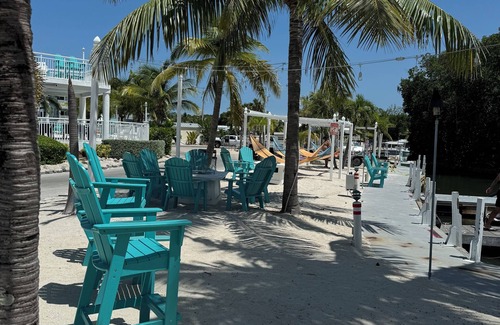 Key Largo Village House | Key Largo, Charming 2-bedroom RV in Calusa Campground