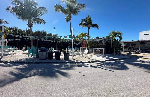 Key Largo Village House | Key largo green world