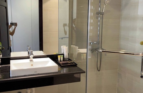 Ngo Quyen Hotel | Khach San Tuong Vi - Le Hong Phong