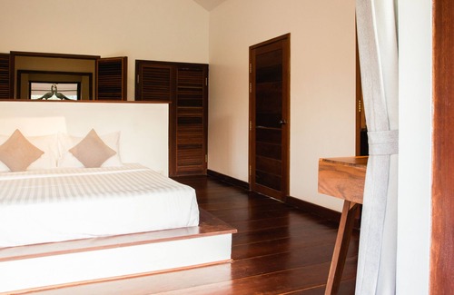 Kampot Hotel | Khla Lodge Double Room - River View