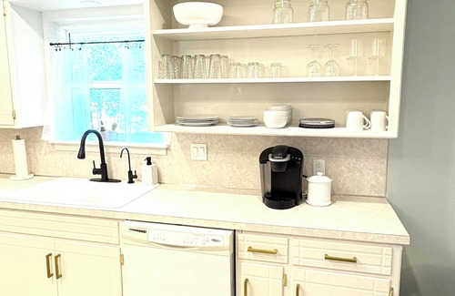 Norman House | Kick back and relax in this calm, stylish retreat near OU!