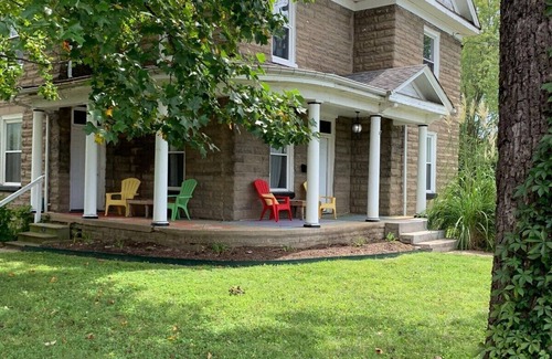Pacific House | Kid and pet friendly 2 nd floor duplex