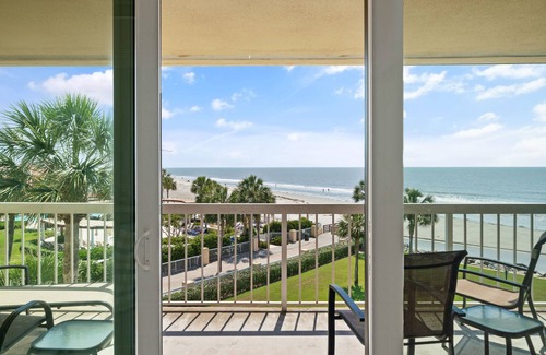 Saint Simons Island Condo | King & Prince Oceanfront South Villa with Beach and Resort Amenities