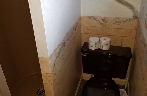 Swain Apartment | King's Suite #8 Near Letchworth State Park