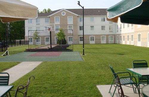 Mayfield Heights Condo | King Suite | 24-Hour Business Center, Fitness Center + Free Daily Breakfast