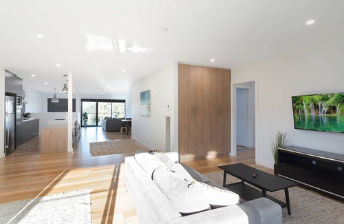 Eden Cabin | Kingfisher Retreat @ Eden Cove 5 bedroom home