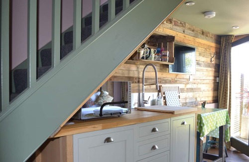 Monkton Farleigh Apartment | Kings Arms Duplex