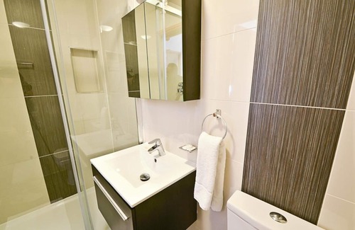 King's Cross Hotel | Kings Cross Inn Hotel