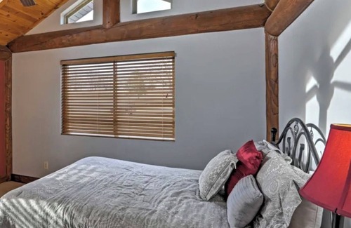 Shell Knob Cabin | KingsRiver Lodge S w/Pickleball Court-Walk to Lake