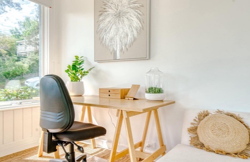 Bateau Bay House | Kipling House. Complete comfort, charm and style.