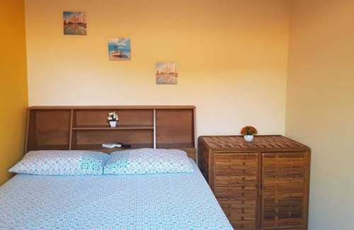 Barra Grande Ski Chalet | Kitnet near the beach equipped with stove, refrigerator, air conditioning.