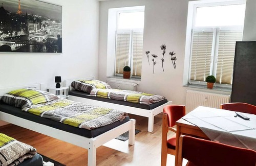 Kleve Apartment | KL10 Work & Stay Apartment Kleve with free W-LAN & TV