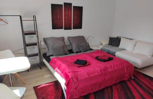 Bockenheim Apartment | Kleines Apartment in Frankfurt mit eigenem Stellplatz in Messenähe