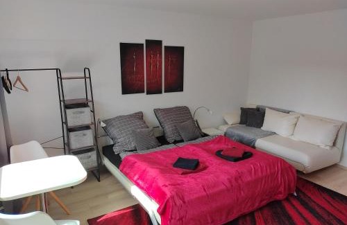 Bockenheim Apartment | Kleines Apartment in Frankfurt mit eigenem Stellplatz in Messenähe