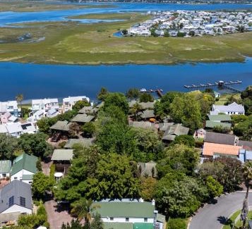 Knysna Ski Chalet | Knysna - Somerschoon Tulip Retreat