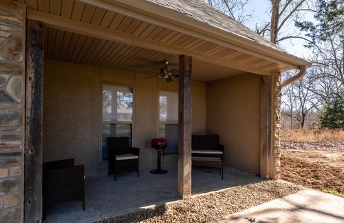 Branson House | Koda Bear's Unplugged Hideaway