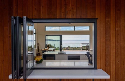 Ngaio Bay House | Kokomea - Kaiteriteri Holiday Home