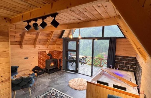 Ayder Ski Chalet | KOMAR BUNGALOV