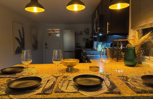 Pocono Lake Ski Chalet | Kona Cove Poconos is the perfect destination for romantic getaway.