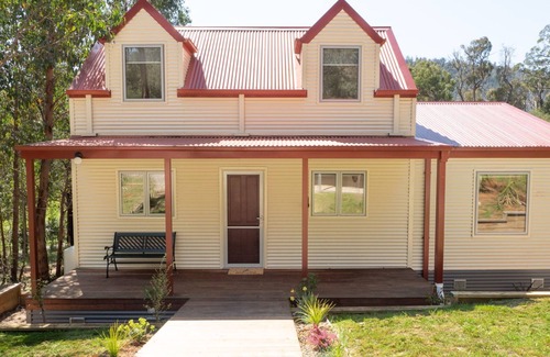 Marysville Cottage | KOOKABURRA COTTAGE - Perfect family getaway