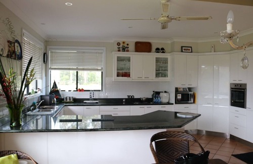 Sawtell House | Kooringal House by the sea - 5min walk to Shops, Beach and Sawtell Pool πββοΈ