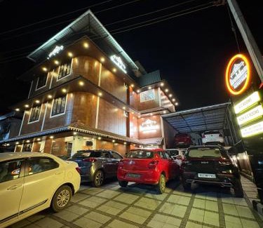 East Nada Hotel | Kovilakam Achutham