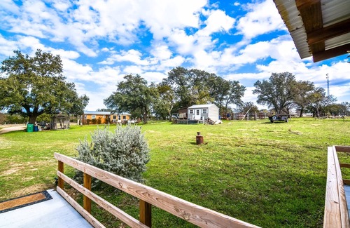Round Mountain House | Kozy Quiet Private Cottage